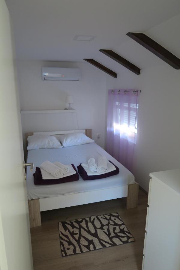 Holiday Home Ljubicic Baska  Exterior photo