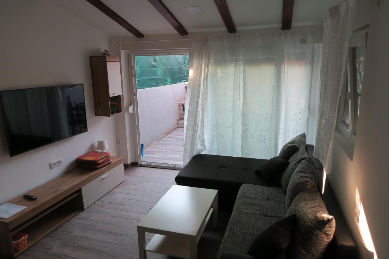 Holiday Home Ljubicic Baska  Exterior photo